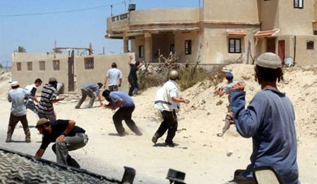 Extremist settlers assault Palestinians, property in W. Bank