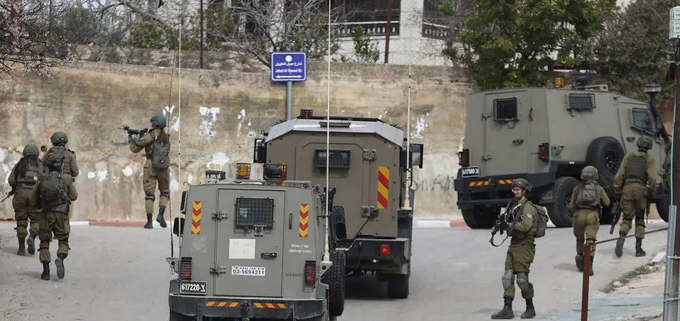 Israeli army arrests 22 more Palestinians in West Bank raids