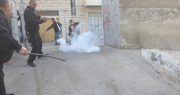 Palestinian schoolchildren injured in clashes with Israeli soldiers