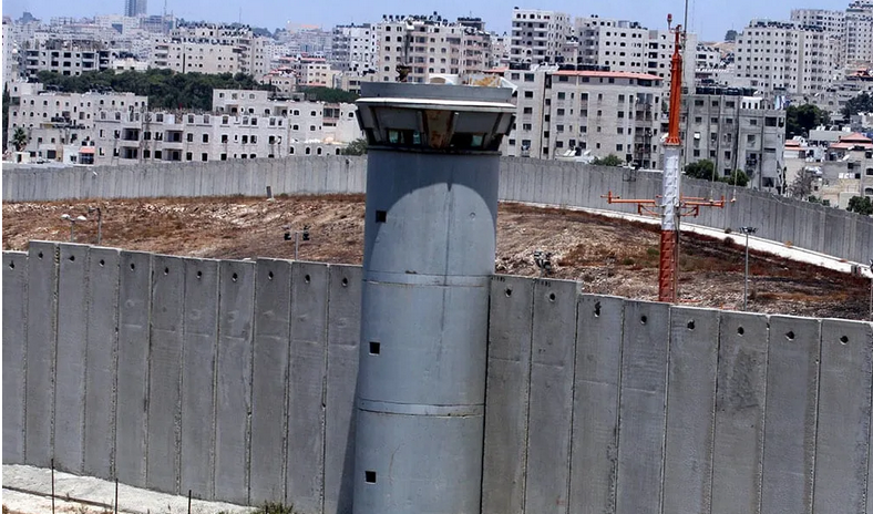 Israel occupation imposes prison sentence for vandalising apartheid wall