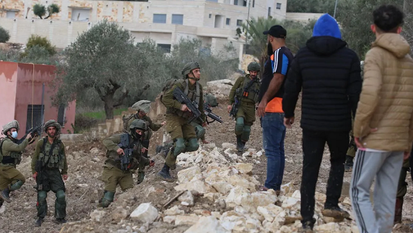 Israel detains 6 Palestinians in West Bank raid