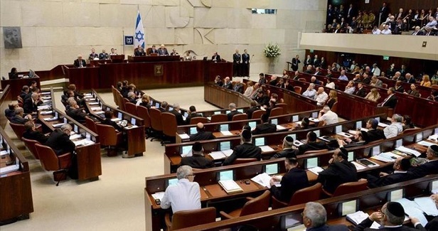 Israel's Knesset votes to ban Palestinian family reunification