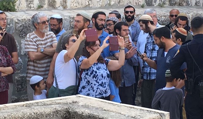 Tension at Aqsa Mosque after settlers defile it for rituals