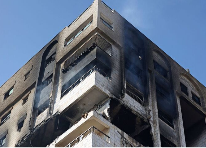 Israel warns Gaza citizens living next door to Hamas members