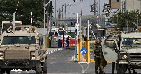 IOF asks for taxi drivers� phone numbers at military checkpoints