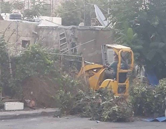 Israeli settlers attempt to seize land in Sheikh Jarrah