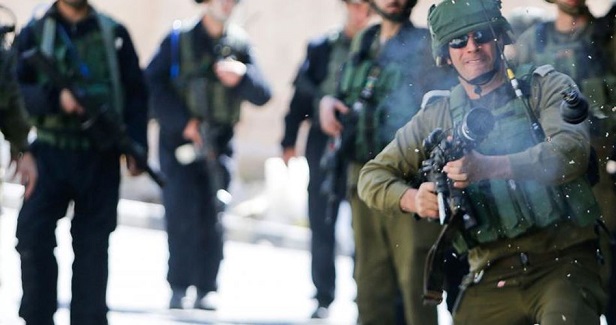 Israeli soldiers attack Sebastia residents with tear gas