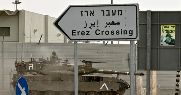 IOF arrests Palestinian student at Erez crossing