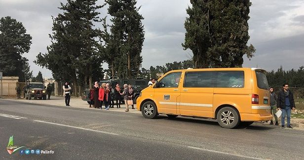 Two Palestinians kidnapped at Israeli checkpoint east of J�lem