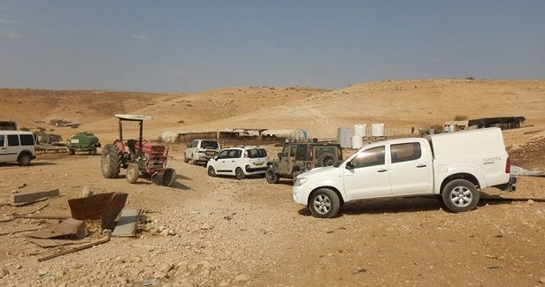Israeli forces ravage Palestinian homes, tents in Jordan Valley