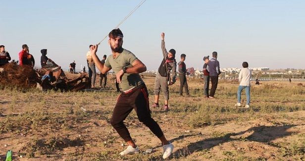 41 citizens including 10 children injured by IOF shooting in Gaza