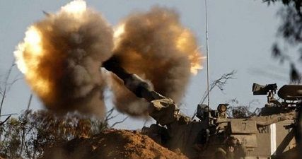 Israeli army bombs targets in southern Gaza