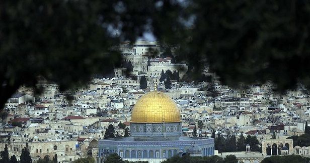 Israel lobbies for embassies relocation to Occupied Jerusalem