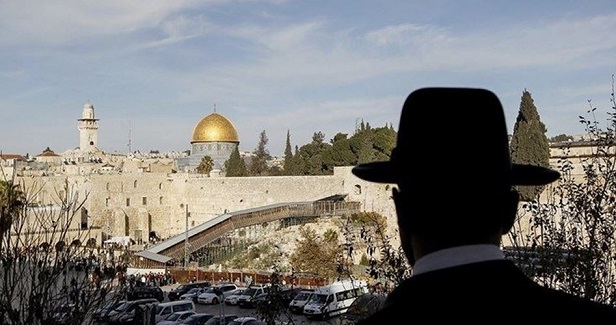 Israeli court overturns decision allowing settlers to pray at Al-Aqsa