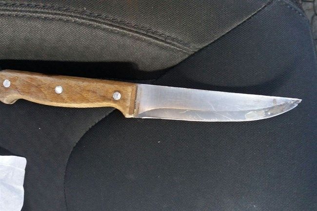 Israeli police detain 15-year-old Palestinian for alleged knife possession