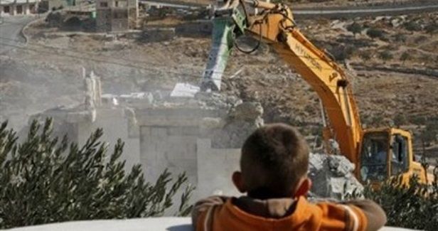Israel demolishes Palestinian houses in O. J�lem, Qalqilia
