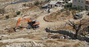 IOA resumes construction of road for settlers in W. Bank village