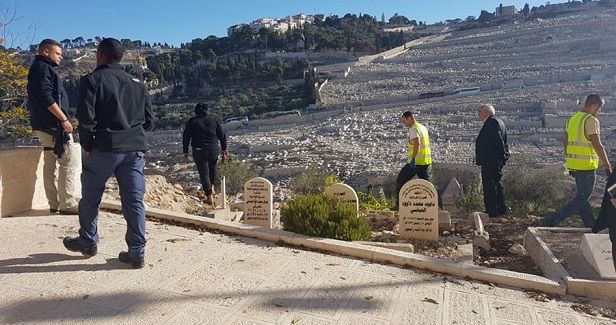 Abu Zahra: Israel plans settlement projects in Jerusalem cemeteries