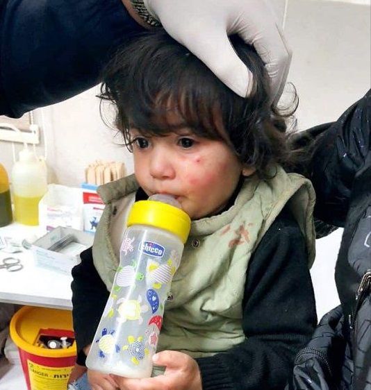 Palestinian infant injured in settlers’ attack