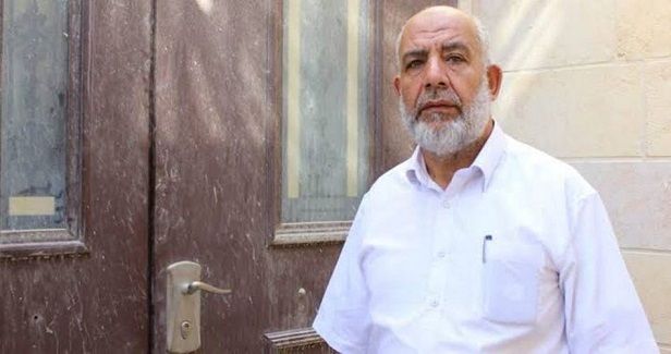 IOA deports Sheikh Bakirat from Al-Aqsa Mosque