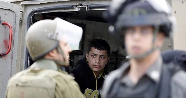 Four West Bankers kidnaped in dawn IOF raids