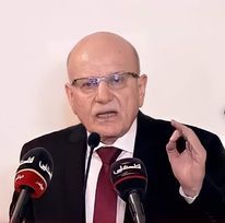 Fahd Suleiman during a meeting with the leaders and cadres of the DFLP organizations in Lebanon, the enemy's program and its laws do not frighten our people, and we call for providing the elements of steadfastness and resistance to overthrow it