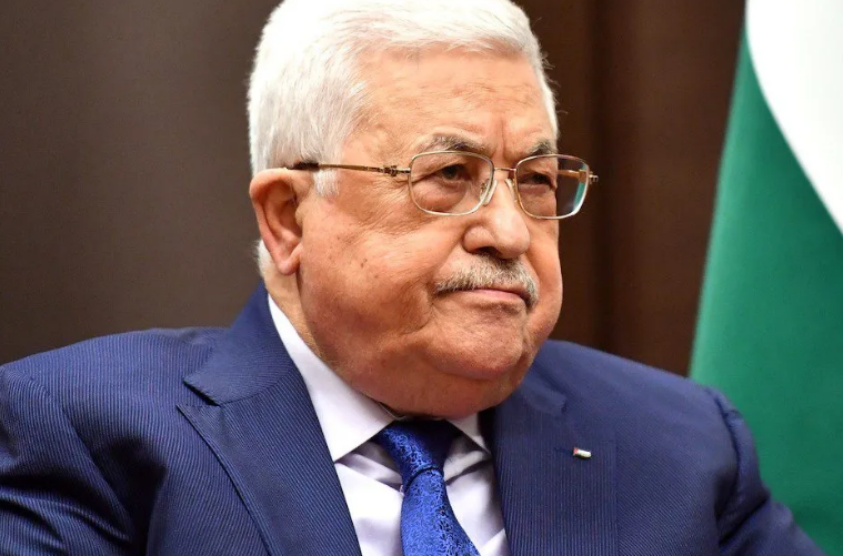 PA president asks Israel to strengthen him politically in return for halting ICC probe