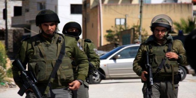 IOF arrests girl in Hebron for allegedly finding knife in her bag