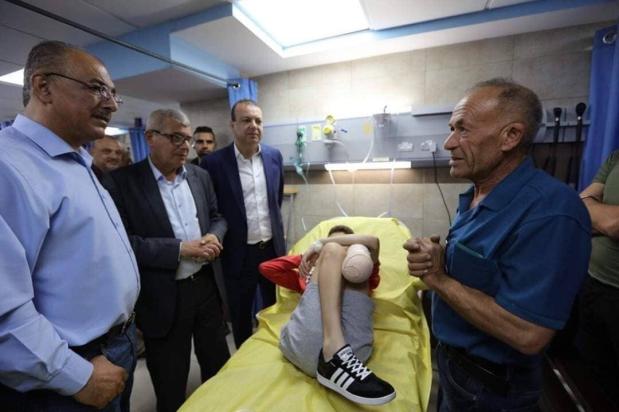 Palestinian boy loses leg after Israeli soldier shot him as he retrieved football