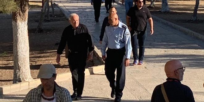 Former Shin Bet director storms Al-Aqsa courtyards