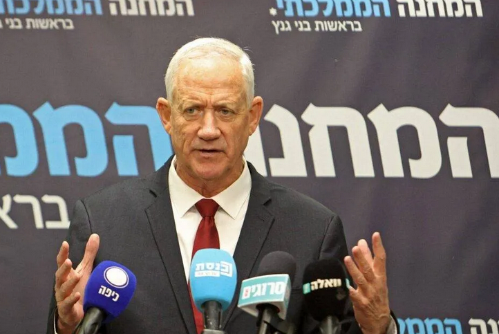 Israel poll puts former Defence chief Gantz ahead of Netanyahu