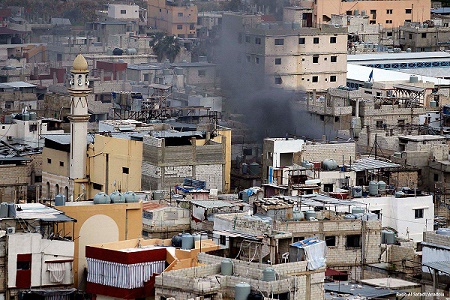 Palestinian refugees in Lebanese camp agree ceasefire