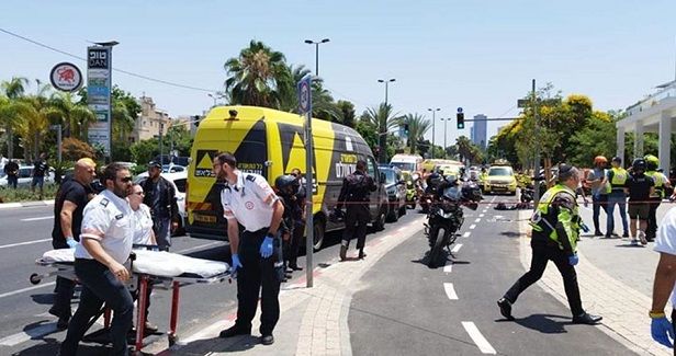 Settler injured in stabbing incident west of Ramallah