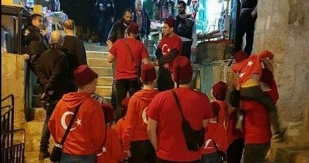 Israeli occupation deports 2 Turkish nationals back to their country