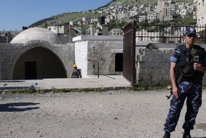 Injuries Reported as Israeli Forces Storm Joseph’s Tomb near Nablus