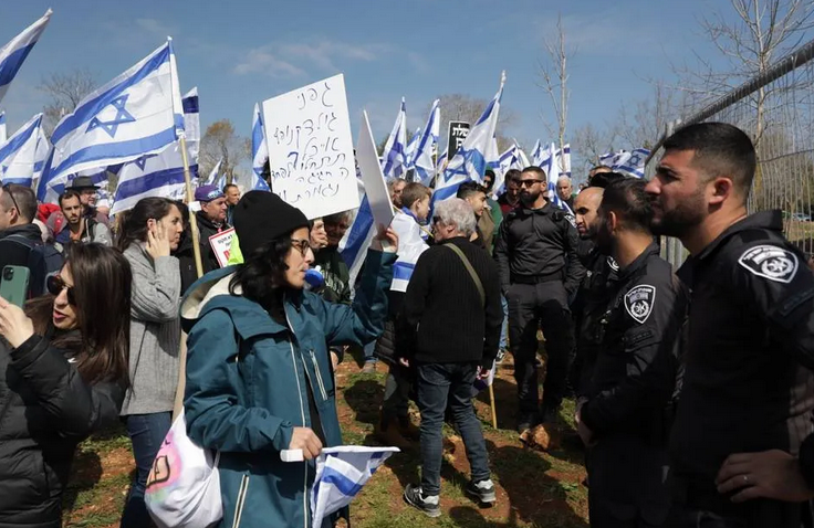 Israel in turmoil as Parliament to hold first reading of judicial reforms