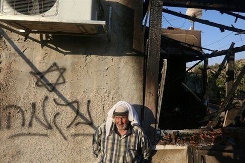 Israeli settlers vandalize Palestinian cars in occupied East Jerusalem