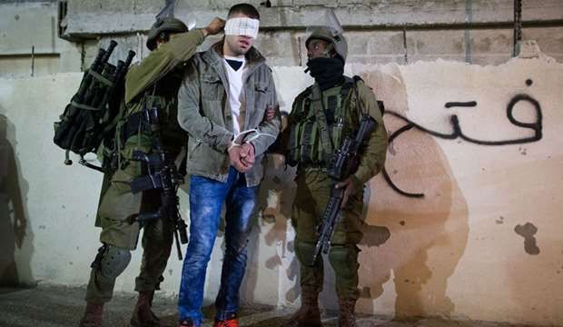 IOF kidnaps five Palestinian citizens in W. Bank