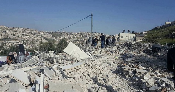 30 civilians homeless as Israelis order home demolitions