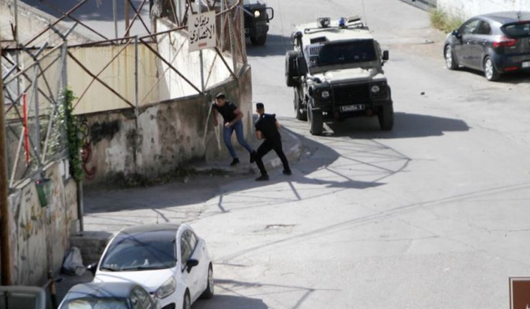 Resistance fighters target Israeli checkpoints in Jlem