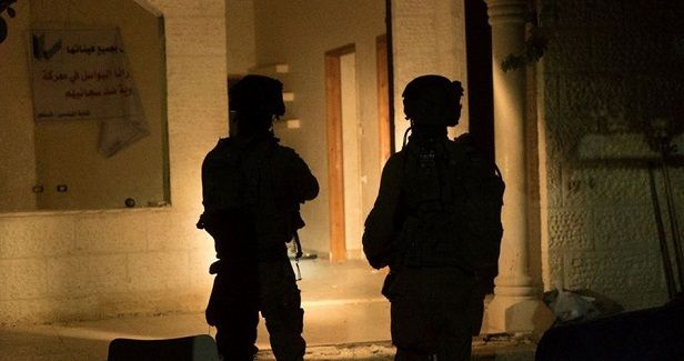 Children among Palestinians kidnapped by Israel army at daybreak