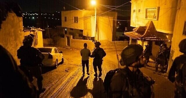Five Palestinians arrested in Ramallah, Tubas