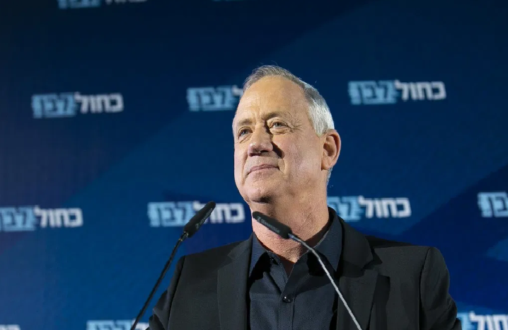 Netanyahu to Gantz: Differences between us are small, join our unity government