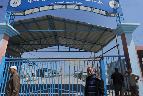 Israel shuts Erez crossing in occupied Gaza