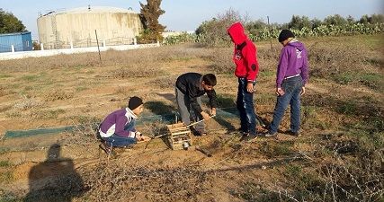 IOF teargases bird hunters in Gaza