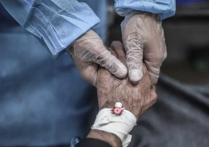Israel's siege is halving Gaza patients' survival rates, it's time to act