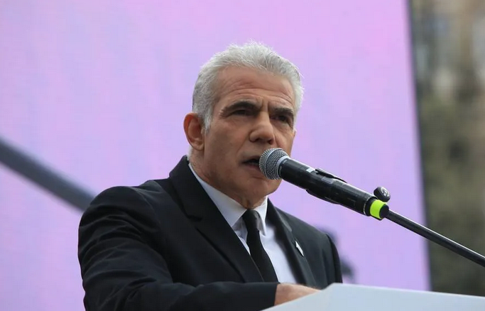 Israel: coalition will damage the economy and the country, claims Lapid