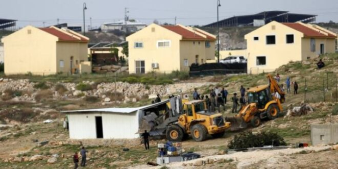 IOF halt construction of a power network south of Hebron