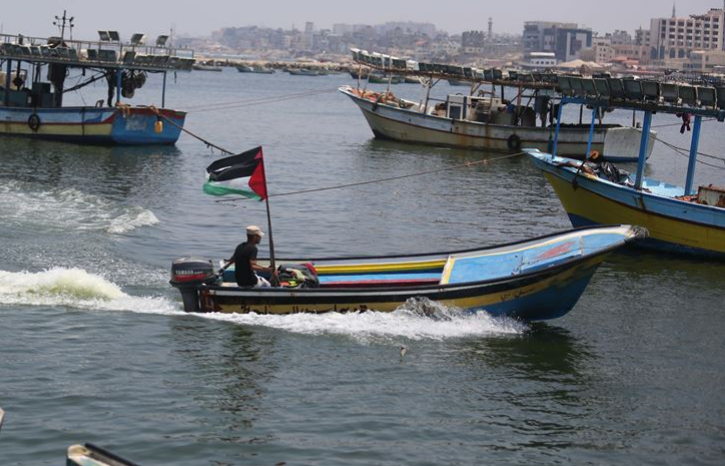 IOA releases three Palestinian fishermen