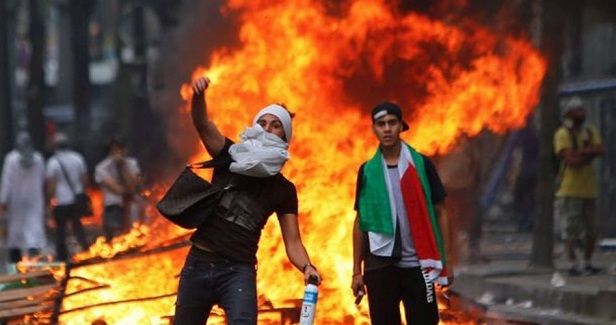 Several Palestinians injured in clashes with IOF east of Qalqilya